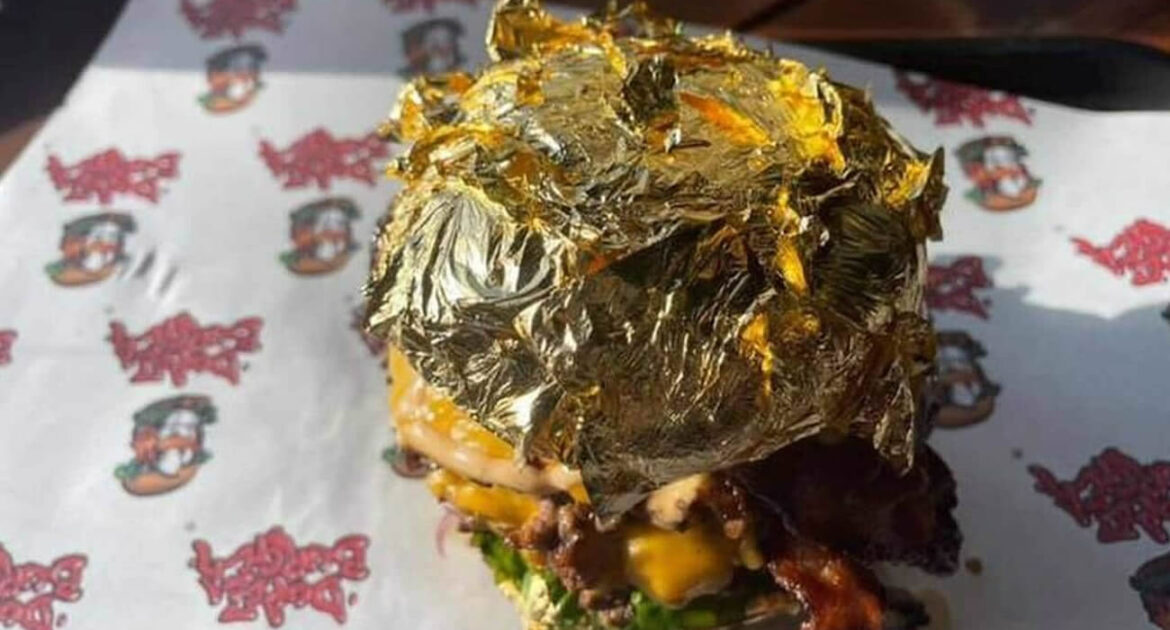 Un restaurant propose un burger… recouvert de feuilles d’or