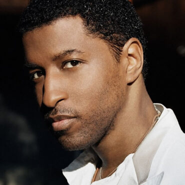 La biographie de BABYFACE